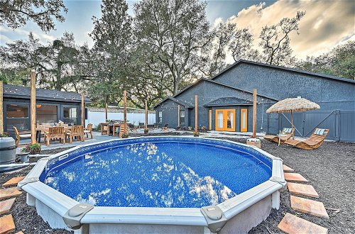 Photo 38 - Luxe Brandon Oasis w/ Private Pool & Hot Tub