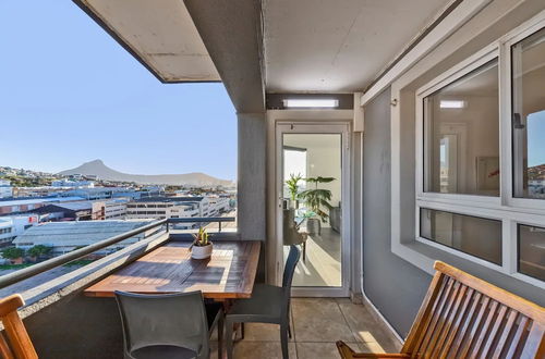 Foto 20 - Stunning 2BD APT With a Full Table Mountain View