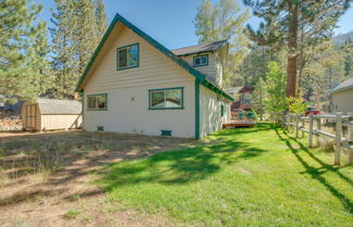 Foto 3 - Rustic Lake Tahoe Cabin: 2 Blocks to Truckee River