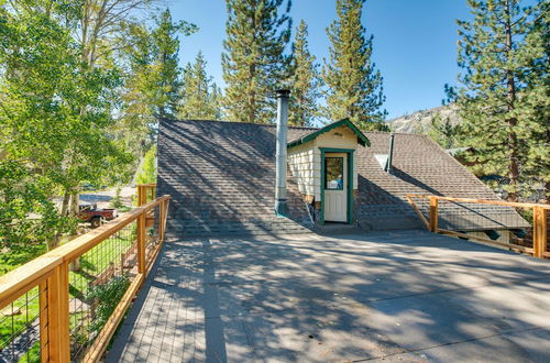 Foto 7 - Rustic Lake Tahoe Cabin: 2 Blocks to Truckee River