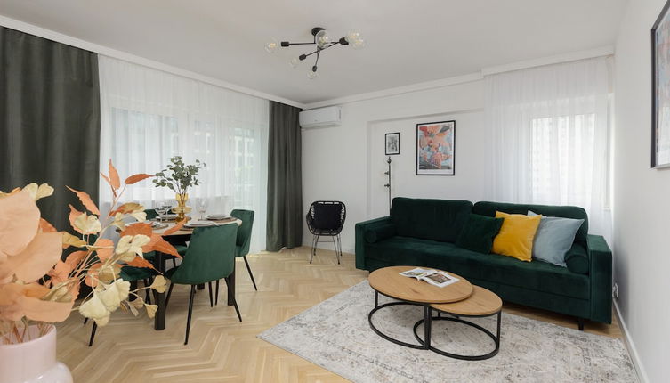 Photo 1 - Apartment Heart of Warsaw by Renters