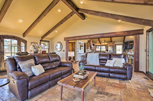 Photo 9 - Expansive Shelby Home Nestled on Lay Lake