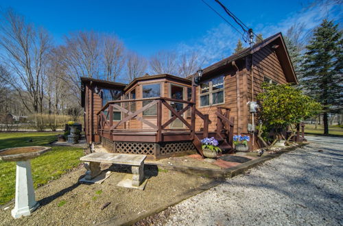 Photo 22 - Charming Pymatuning Lake House Near Park & Beach