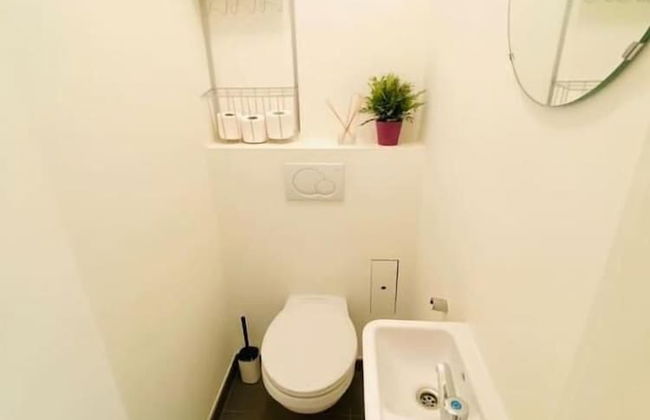 3 bedrooms in Center w Terrace&Parking - Photo 21