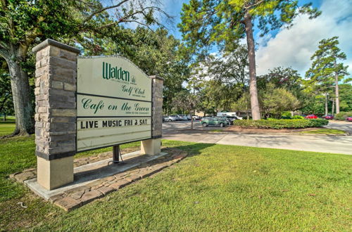 Photo 29 - Lake Conroe Luxury Golf Condo: Dining and Boating