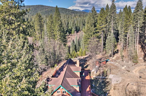 Photo 18 - Mccloud Cabin w/ 3.5 Miles of Private Hiking