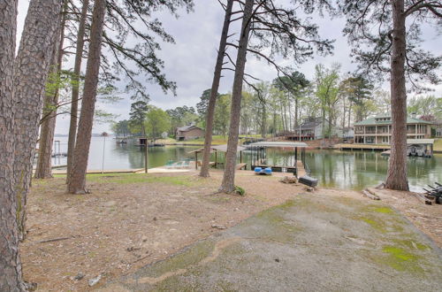 Photo 2 - Lake Cabin w/ Dock in Hot Springs National Park