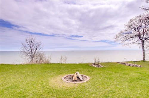 Photo 4 - Waterfront Algoma Vacation Rental on Lake Michigan