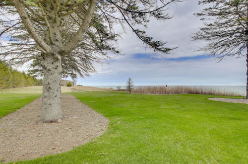 Photo 22 - Waterfront Algoma Vacation Rental on Lake Michigan