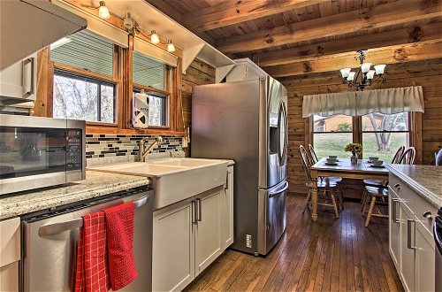 Photo 15 - Rustic Cabin w/ Screened Deck: 8 Mi to Dollywood