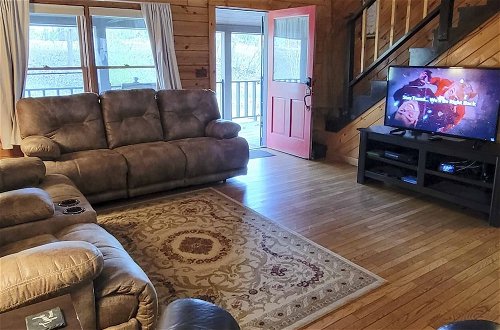 Photo 13 - Rustic Cabin w/ Screened Deck: 8 Mi to Dollywood