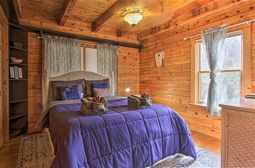 Photo 22 - Rustic Cabin w/ Screened Deck: 8 Mi to Dollywood