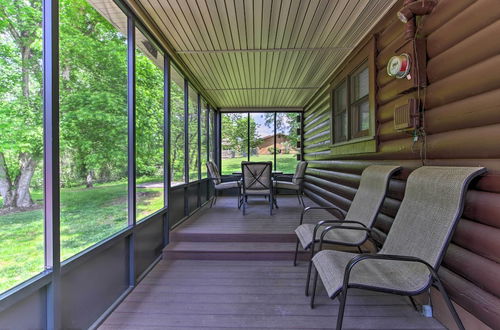 Photo 6 - Rustic Cabin w/ Screened Deck: 8 Mi to Dollywood