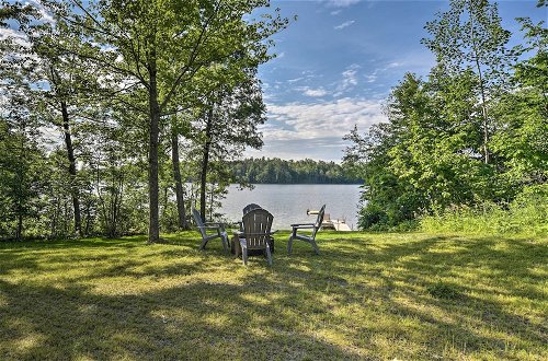 Photo 8 - Family-friendly Lakefront Home With Deck