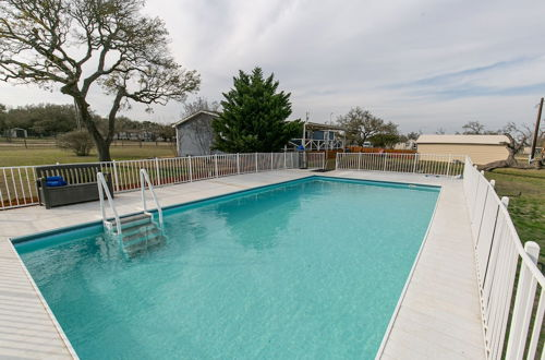 Photo 14 - Escape to Hill Country With Private Pool & Large Patio - Minutes to Wineries