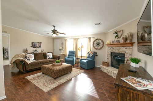 Foto 8 - Escape to Hill Country With Private Pool & Large Patio - Minutes to Wineries
