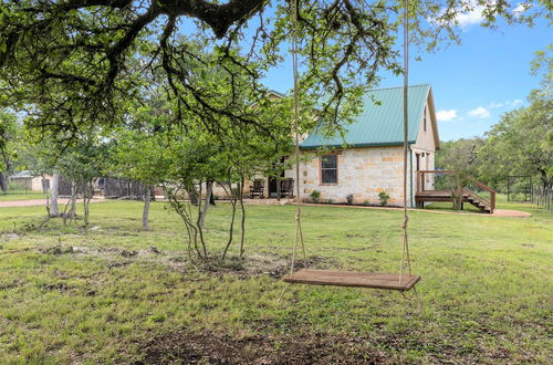 Foto 53 - Luxury Home With Fire Pit & Hill Country Views