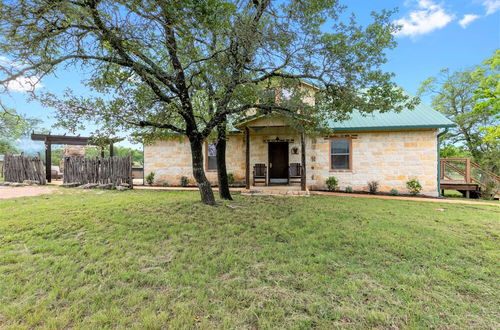 Photo 52 - Luxury Home With Fire Pit & Hill Country Views