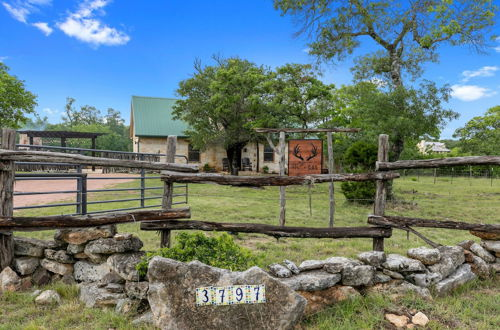 Photo 33 - Luxury Home With Fire Pit & Hill Country Views
