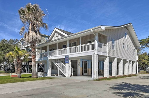 Photo 1 - Murrells Inlet Upstairs Unit: 1 Block to Beach