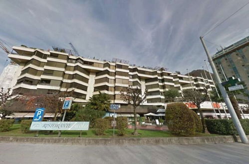 Photo 12 - Lugano City Apartment in Cassarate Facing the Lake, 5min From the Centre