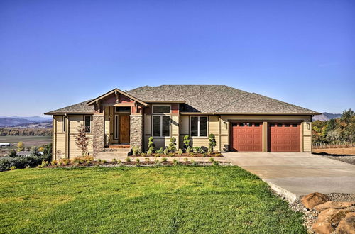 Photo 2 - Chic Willamette Valley Home w/ Deck & Vineyard