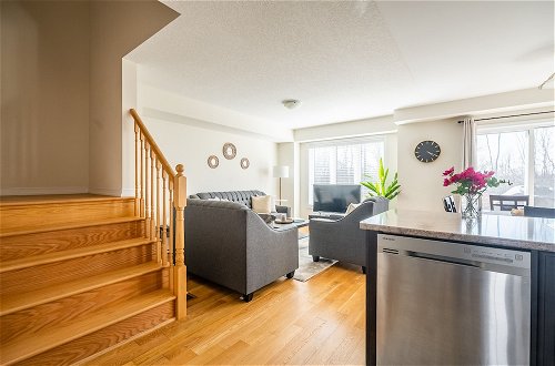 Photo 22 - New 3BR Townhouse, Minutes to Niagara Falls and Brock University by GLOBALSTAY