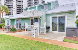 Foto 1 - Vibrant Family Condo: 100 Feet to Private Beach