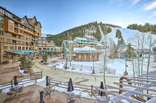 Foto 2 - Cozy Ski-in/ski-out Winter Park Resort Condo