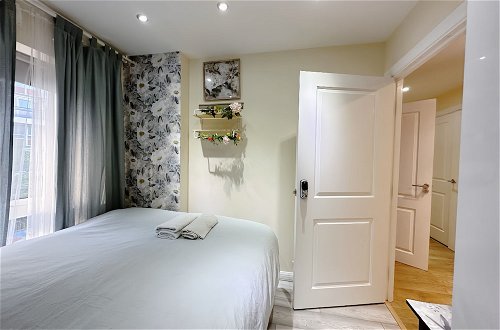 Foto 20 - Luxury Apartment 4 bed Room in Canary Wharf