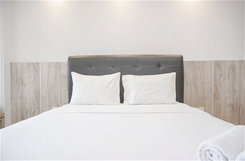 Photo 1 - Elegant And Comfy 1Br At 19Th Floor Gold Coast Apartment