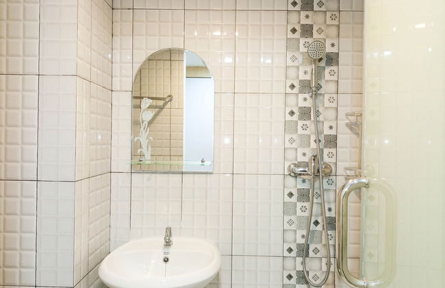 Tranquil And Comfort Studio At De Prima Apartment - Foto 12