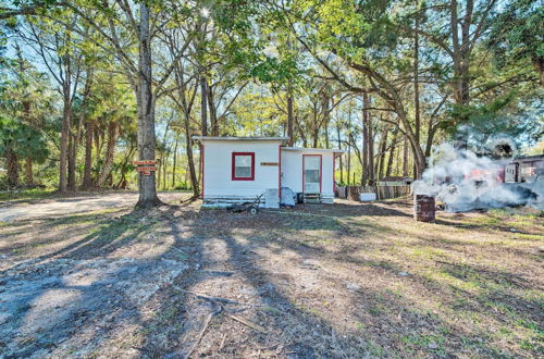 Photo 6 - Family-friendly Yankeetown Home w/ Grill