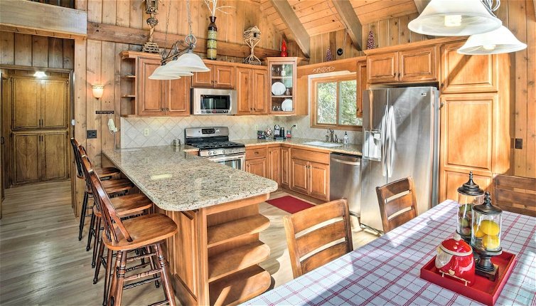 Photo 1 - Cozy Cabin ~ 3 Mi to Lake Arrowhead Village
