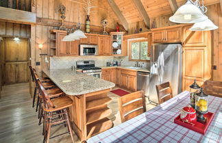 Photo 1 - Cozy Cabin ~ 3 Mi to Lake Arrowhead Village