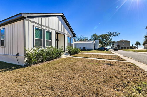 Photo 15 - Spacious Gulfport Home - Walk to Beach