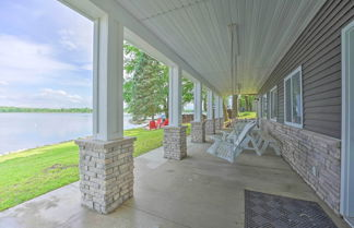 Foto 3 - Coldwater Family Retreat w/ Boat Dock & Grill