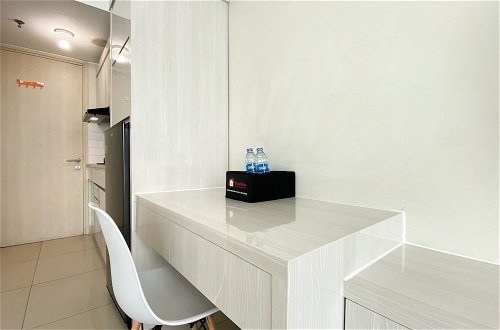 Photo 11 - Restful And Simply Studio Springlake Summarecon Bekasi Apartment