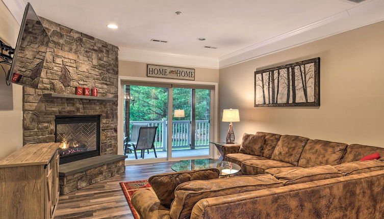 Photo 1 - Relaxing Lincoln Condo w/ Fireplace & Shuttle