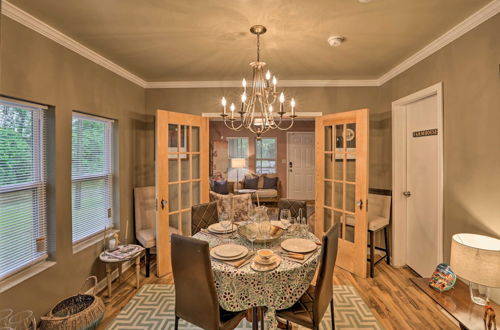 Photo 16 - Renovated Home w/ Screened-in Patio on Hwy 90