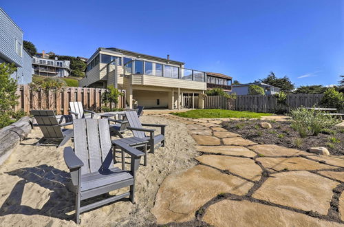 Foto 3 - Remodeled Home w/ Spa & Deck: Walk to Dillon Beach