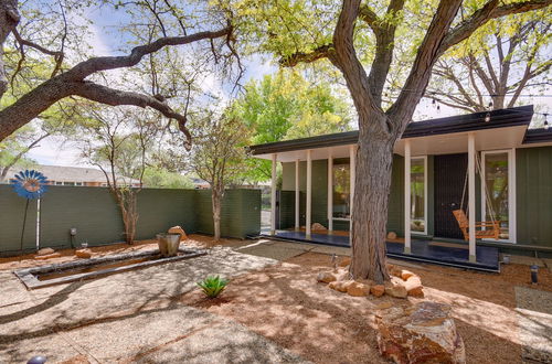 Photo 35 - Mid-century Modern Home w/ Fire Pit & Gas Grill