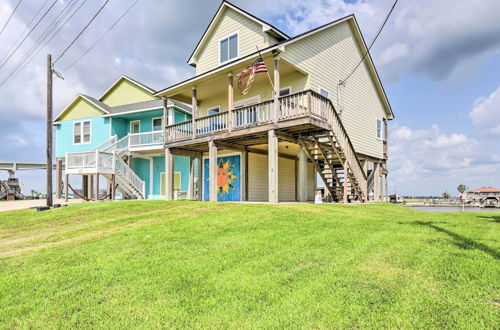 Foto 15 - Bay City Home w/ Dock, Ocean Views + Access