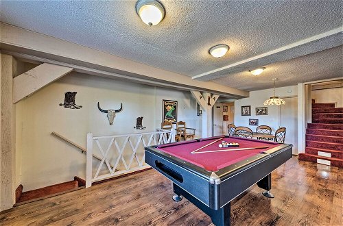 Foto 15 - Ruidoso Home w/ Private Wet Bar & Pool Table