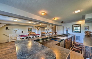 Foto 2 - Ruidoso Home w/ Private Wet Bar & Pool Table