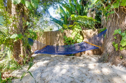 Photo 22 - Dreamy Palm Harbor Cottage, Steps to Crystal Beach