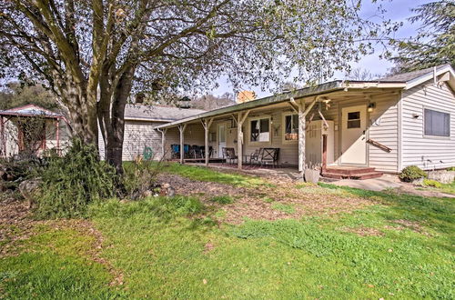 Photo 15 - Cozy Home w/ Patio Near Yosemite National Park