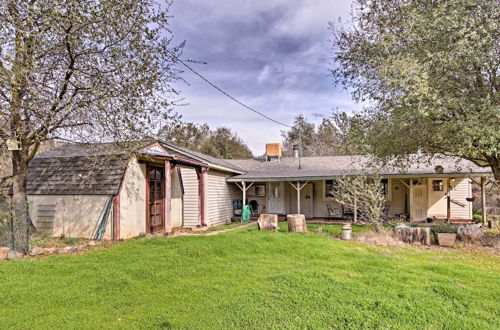 Foto 11 - Cozy Home w/ Patio Near Yosemite National Park