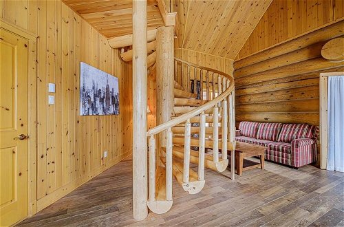 Foto 16 - Executive Plus 89 - Luxurious log Home With Private hot tub Pool Sauna and Close to Activities