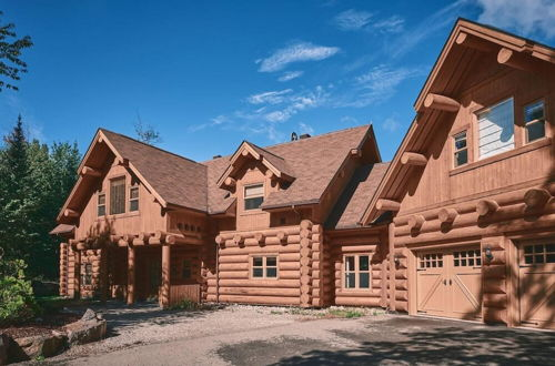 Photo 1 - Executive Plus 89 - Luxurious log Home With Private hot tub Pool Sauna and Close to Activities
